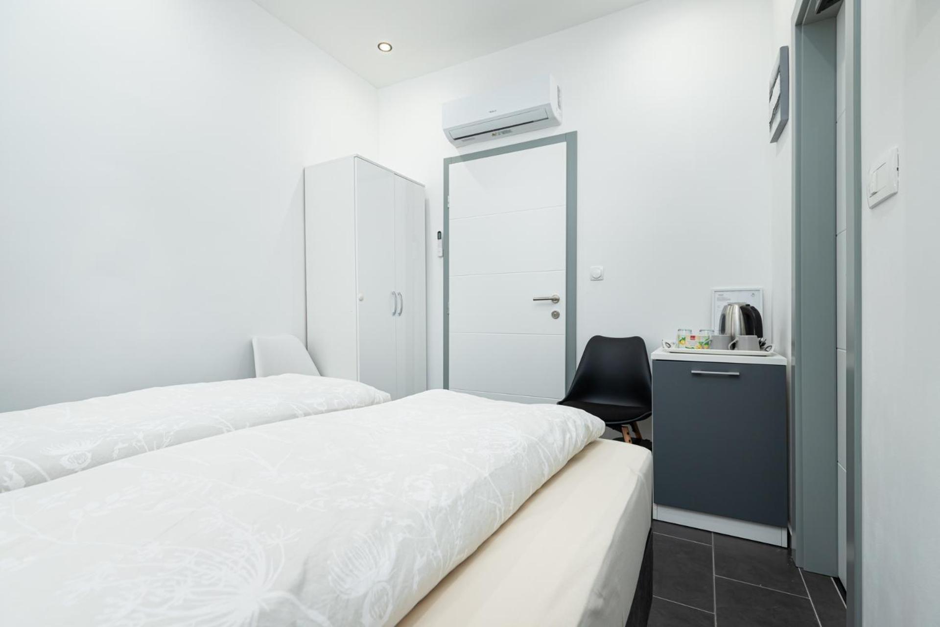 Rooms And Studio Flora Poreč Eksteriør billede