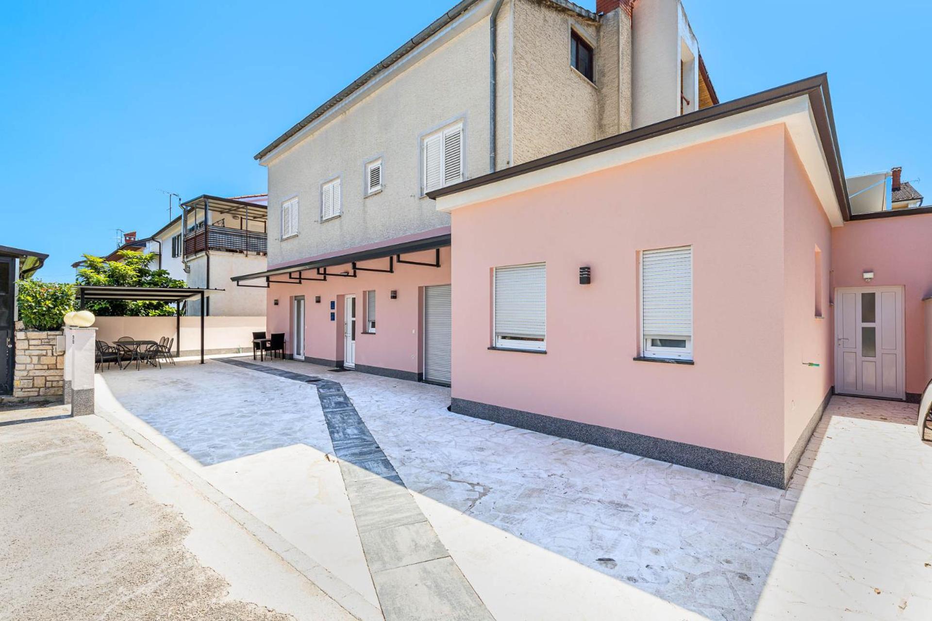 Rooms And Studio Flora Poreč Eksteriør billede